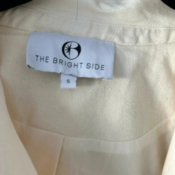 The bright side cream cloud cropped jacket small with shoulder pads - Picture 4 of 4